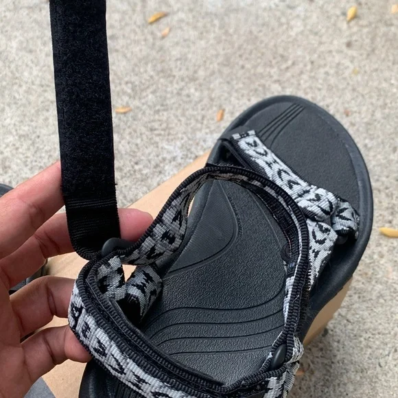 Teva Womens Sandals Slide B-Grade W Hurricane 4 Triton Griffin Sizes 7,8,9 Nwt - Picture 9 of 13